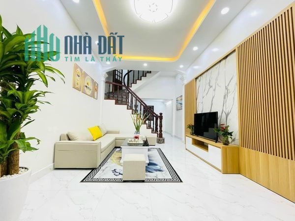 NHỈNH 4 TỶ- Ô TÔ 7 CHỖ VÀO NHÀ - NHÀ MỚI - FULL NỘI THẤT -THANH XUÂN