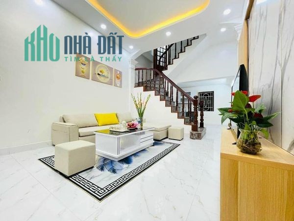 NHỈNH 4 TỶ- Ô TÔ 7 CHỖ VÀO NHÀ - NHÀ MỚI - FULL NỘI THẤT -THANH XUÂN