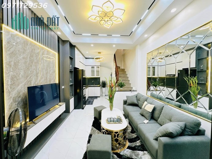 Bán nhà Kim Giang 30m, 4 tầng, mt 3.4m, oto 10m, ngõ rộng, full nội thất, 2.78 tỷ