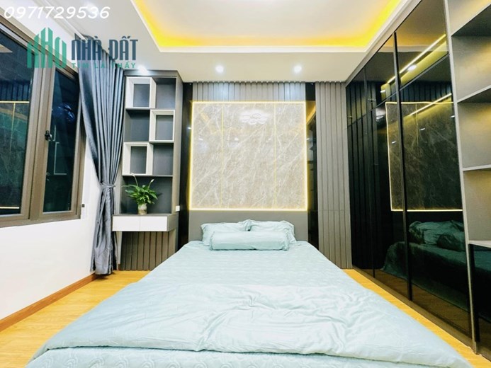 Bán nhà Kim Giang 30m, 4 tầng, mt 3.4m, oto 10m, ngõ rộng, full nội thất, 2.78 tỷ