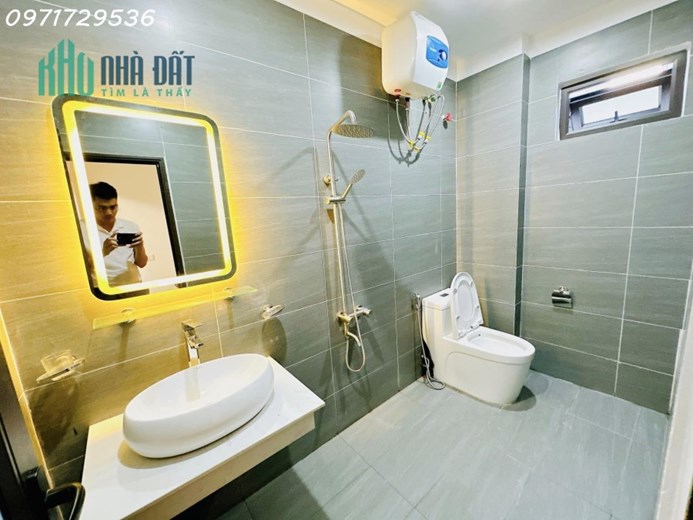 Bán nhà Kim Giang 30m, 4 tầng, mt 3.4m, oto 10m, ngõ rộng, full nội thất, 2.78 tỷ