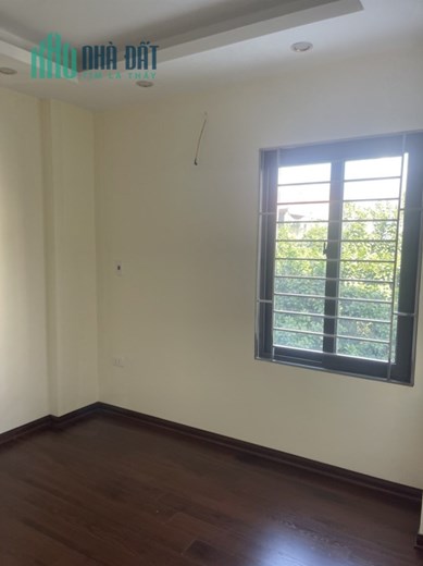 Bán nhà Trần Quý Cáp 35m2 x 6 tầng, phân lô, ngõ nông, gần oto, 3.6 tỷ