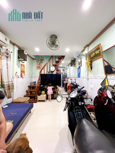 BÁN ngôi nhà HẺM B60 NGUYỄN THẦN HIẾN, PHƯỜNG 18 Q4 - 28M2