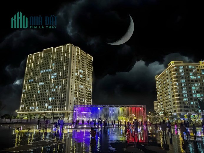 Bán lỗ Căn góc 2pn view đẹp FPT Plaza2, rộng đến 74m2