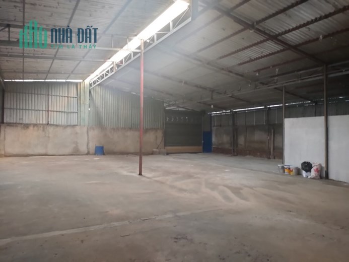 Xưởng 800m2, phù hợp nhiều ngành nghề, đường xe 8T. giá rẻ 30tr