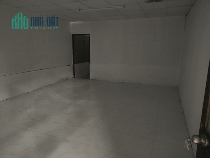Xưởng 800m2, phù hợp nhiều ngành nghề, đường xe 8T. giá rẻ 30tr