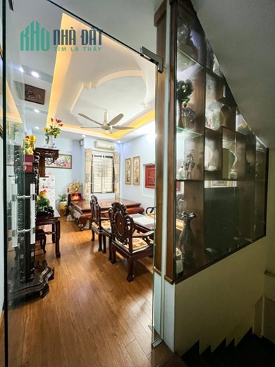 Chung Cư 150m 3 Phòng Ngủ Phố Nguyễn Trãi Căn Góc Giá Cực Rẻ. Hàng Xóm Royal City. Chủ Cần Bán Gấp