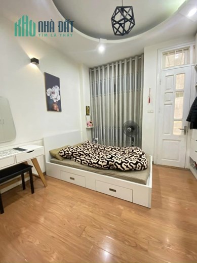 Chung Cư 120m 2 Phòng Ngủ 2 WC Minh Khai Hai Bà Trưng. Gần Nhiều Trường Đại Học. Chủ Muốn Bán Nhanh