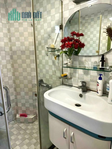 CẦN TÌM KHÁCH THUÊ NGUYÊN CĂN LÊ ĐẠI HÀNH, ĐỦ ĐỒ, 13 TRIỆU/TH.