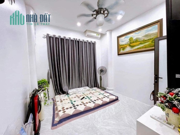 Chung Cư 135m 3PN 2WC Mỹ Đình Căn Góc Full Nội Thất Cực Đẹp Tiện Ích Ngập Tràn. Chủ Cần Bán Gấp