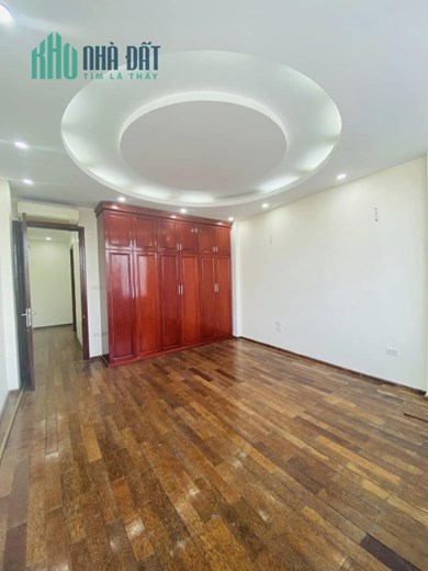 Tôi cần Bán tòa nhà Chính chủ ngay gần Ngã Tư Sở oto tránh vào nhà 65m² nhà 8 tầng giá 11 tỷ