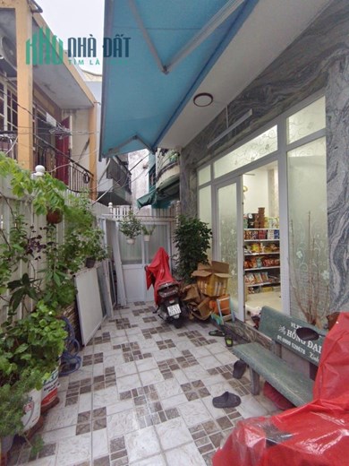Gấp bán Nhà Xóm Chiếu - Quận 4 , 80m2 - 4Tầng - Gía Chỉ Nhỉnh 5Tỷ.