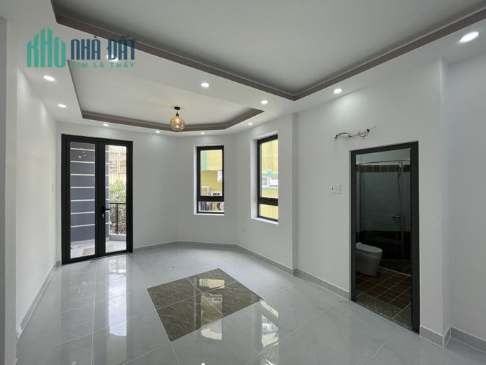 Gia đình định cư Mỹ cần bán *** NHÀ SIÊU ĐẸP *** tại đường Lê Văn Sỹ, Q Phú Nhuận