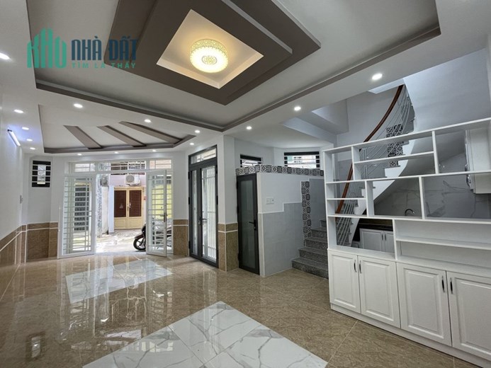 Gia đình định cư Mỹ cần bán *** NHÀ SIÊU ĐẸP *** tại đường Lê Văn Sỹ, Q Phú Nhuận
