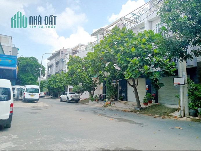 Nhà bán 4 Tầng đường 12m KDC T 30 Xã Bình Hưng - Giá 9.6 Tỷ