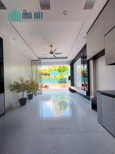 Bán nhà Vạn Phúc, Hà Đông, ô tô vào nhà, đỗ cửa ~ 40m, 5 tầng, mt4m