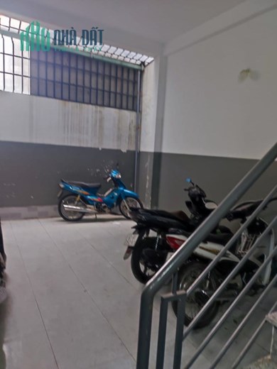 Bán nhà trọ Vườn lài Phường an phú đông QUẬN 12, 3 tầng 10 phòng, hẻm ÔTÔ, giá giảm còn 5.1 tỷ