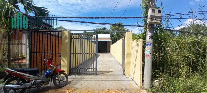 Bán nhà Ấp 2 Xã Hựu Thạnh Đức Hòa, 175m2 SHR chỉ 1.45 tỷ. Lh:0933380362