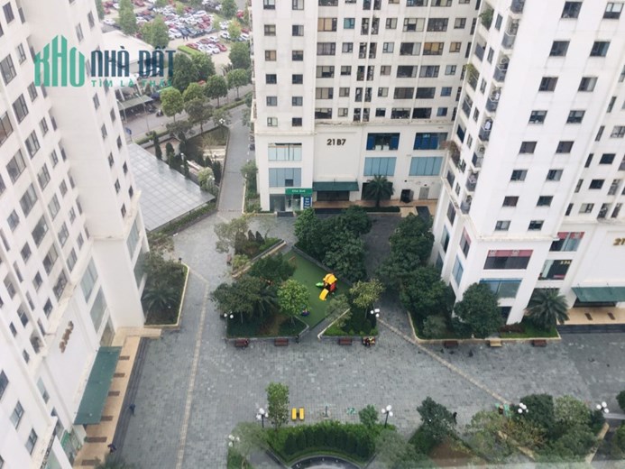 BÁN CĂN CHUNG CƯ GREESTAR 102M2, 3 NGỦ, 2WC, TẶNG FULL NỘI THẤT CHỈ NHÔ 4 TỶ