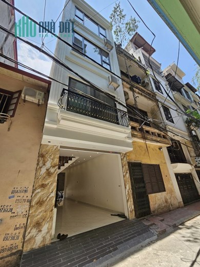 Bán nhà phố Trần Quốc Hoàn, phân lô 2 mặt ngõ, ô tô, kinh doanh, 5 tầng, 45m2, mặt tiền 4m, 10,5 tỷ.