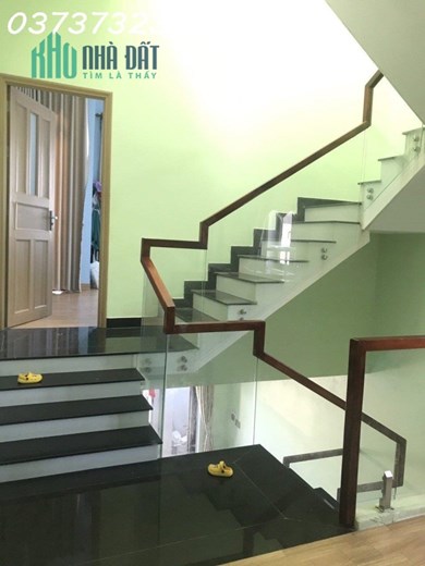 🔥 NHÀ 2 MẶT KIỆT CÁCH MẠNG THÁNG TÁM - CẨM LỆ - 70M2 - NHỈNH 2 TỶ