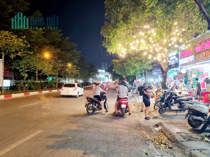 MẶT PHỐ NGUYỄN PHONG SẮC - CẦU GIẤY - 50M2 X 5 TẦNG - VUÔNG ĐẸP - VỈA HÈ 6M - CHỈ HƠN 13 TỶ
