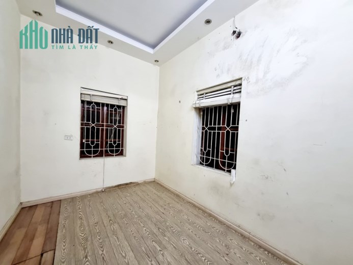 MẶT PHỐ NGUYỄN PHONG SẮC - CẦU GIẤY - 50M2 X 5 TẦNG - VUÔNG ĐẸP - VỈA HÈ 6M - CHỈ HƠN 13 TỶ