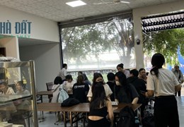 Quân Gò Vấp, Sang Nhượng Quầy  - Quán Ăn, Khu Căn Tin trường Đại Học Mở , D/C : 371 Nguyễn Kiệm ,