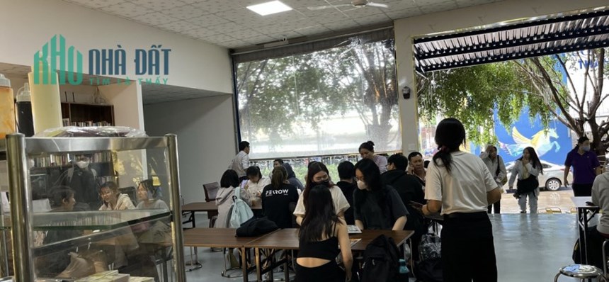 Quân Gò Vấp, Sang Nhượng Quầy  - Quán Ăn, Khu Căn Tin trường Đại Học Mở , D/C : 371 Nguyễn Kiệm ,