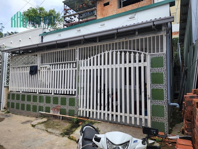 ( Gấp Gấp ) Chủ cần tiền bán gấp nhà giá rẻ đường Huyền Trân Công Chúa, Đà Lạt giá 2.45 tỷ chỉ còn