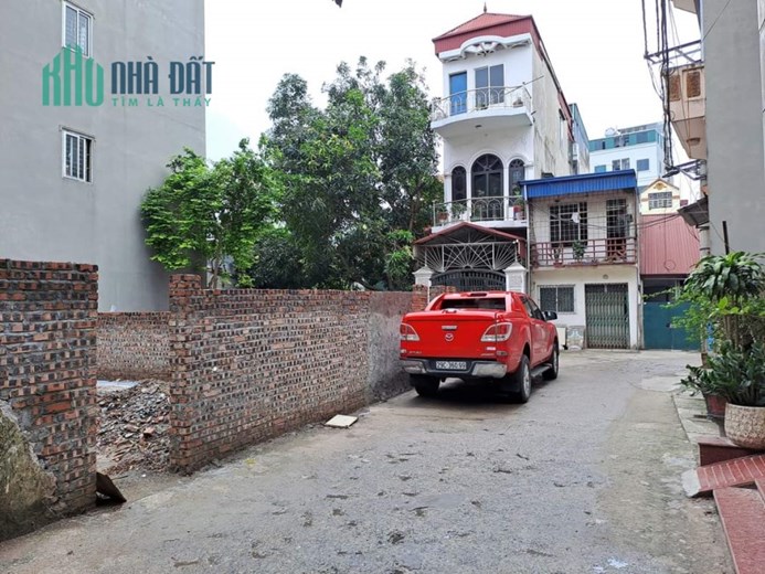 Bán đất Lạc Long Quân- 50m- ô tô-30m ott- MT5.3m- giá 7 tỷ 6