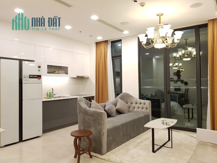 Cho thuê căn hộ 2PN Vinhomes Ba Son rộng rãi thoáng mát view trọn Q1
