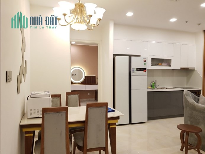 Cho thuê căn hộ 2PN Vinhomes Ba Son rộng rãi thoáng mát view trọn Q1