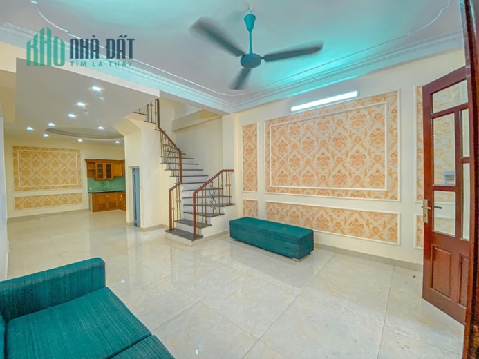 BÁN NHÀ NGÕ 178/3 PHAN TRỌNG TUỆ, Ô TÔ VÀO NHÀ, 48M2 GIÁ CHỈ 6.45TỶ.