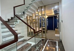 MAI CHÍ THỌ VÀ ĐỒNG VĂN CỐNG NHÀ 4 TẦNG  18 tỷ