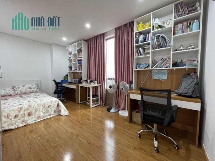 Cần bán gấp căn góc chung cư Thống Nhất Complex, diện tích 122M2. LH: 0914849444