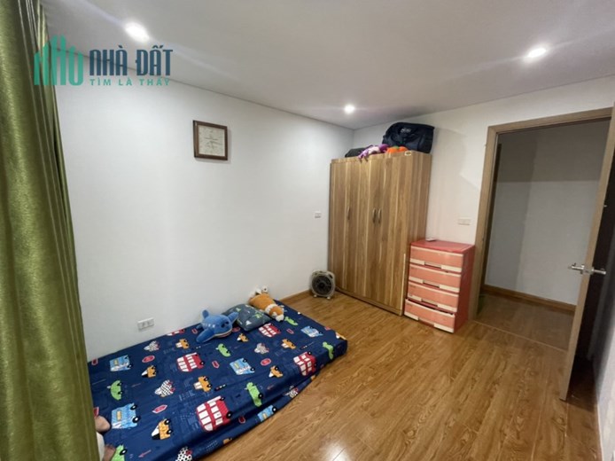 Cần bán gấp căn góc chung cư Thống Nhất Complex, diện tích 122M2. LH: 0914849444