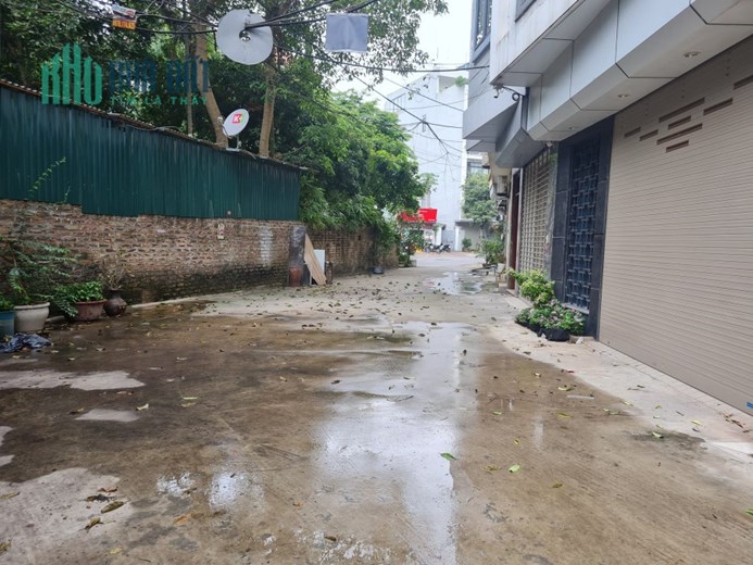 Đất Lâm Tiên TT Đông Anh-63m²-Mt 5,5m-Đường trước đất 5m-Chỉ có 2,4 tỷ