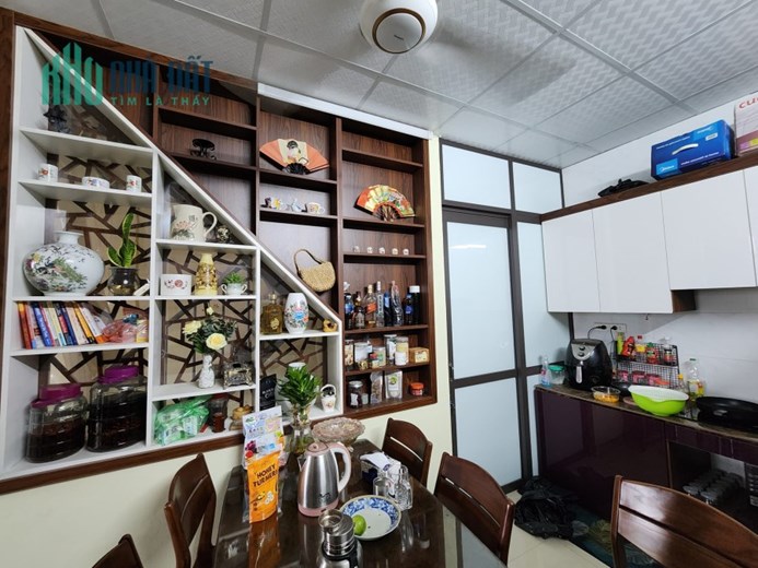 Cần tiền bán gấp Lô góc mặt phố Kim Đồng, 115m2 sổ đỏ, 5 tầng, giá hạt rẻ 24 tỷ