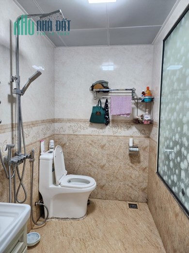 Cần tiền bán gấp Lô góc mặt phố Kim Đồng, 115m2 sổ đỏ, 5 tầng, giá hạt rẻ 24 tỷ