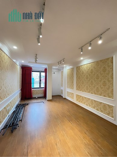 Siêu phẩm Thanh Xuân, 70m2/7 tầng/6m mặt tiền- Ô tô, Kinh doanh, thông sàn Thang máy, 13,X tỷ
