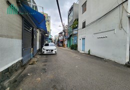 NHÀ MẶT TIỀN - 5 TẦNG - NỞ HẬU KHỦNG