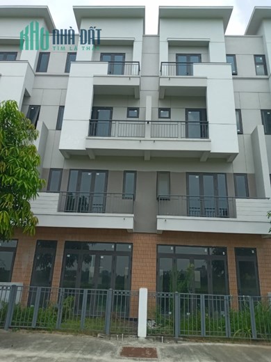 Mời thuê. 4 tầng. 210 m2. 16 triệu/ tháng. VSIP, Từ Sơn, Bắc Ninh