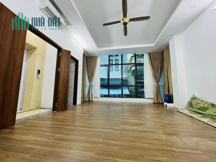 Nhà mặt Ngõ Thịnh Hào 43,2m2*5 Tầng Thang máy Kinh doanh 9.9 Tỷ