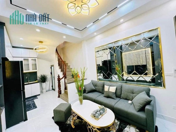 Cần bán nhà đẹp phố Phương Liệt ngõ cách Oto 20m dân trí cao, nhiều tiện ích