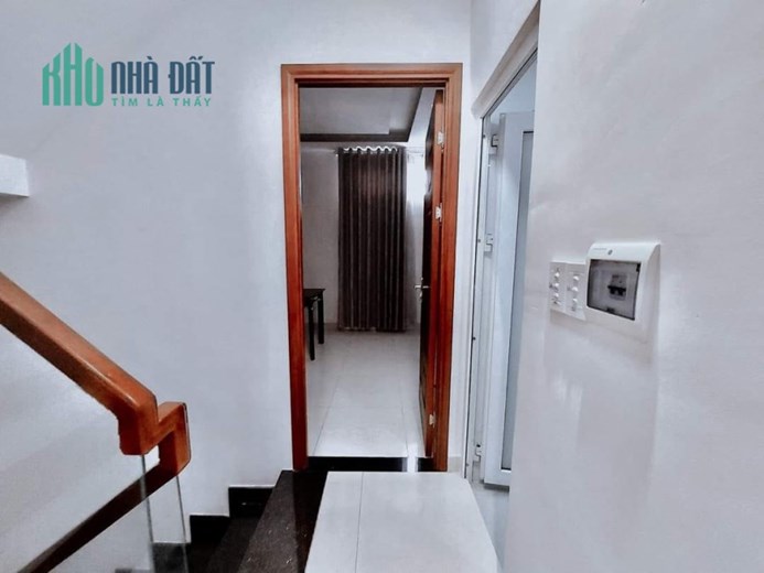 CHO THUÊ VĂN PHÒNG NGUYÊN CĂN HOÀNG HOA THÁM BÌNH THẠNH