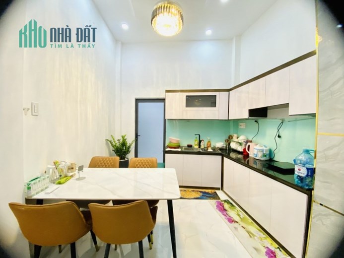 Bán Nhà HXH 8m  Nguyễn Đình Chiểu Q3 , 3 Tầng 4PN , 50m2 , Chỉ 7 Tỷ 150
