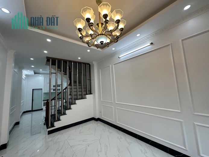 Bán nhà Gốc đề 48m2*5 Tầng giá 4.5 Tỷ ngõ thông
