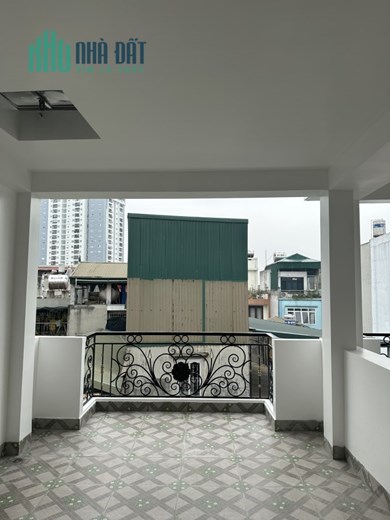 Bán nhà Gốc đề 48m2*5 Tầng giá 4.5 Tỷ ngõ thông