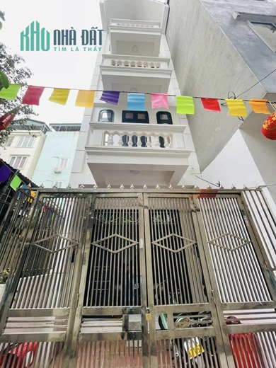 Nhà Hoàng mai - lô góc 50m2*4 Tầng MT 4.1M giá 4.1 Tỷ